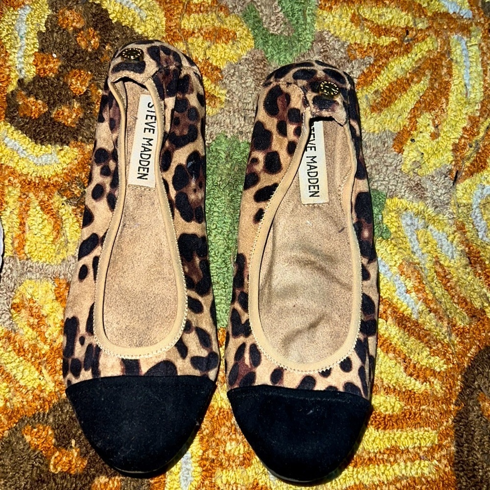 Steve Madden flats size: 6M no box